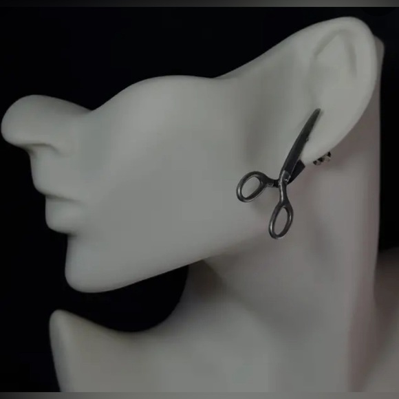 Faux Scissors Earrings +Free Gift - Picture 2 of 3